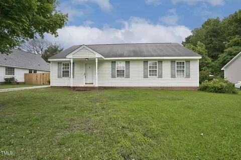 308 Sandy Knob Ln, Rocky Mount, NC 27803