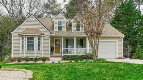 318 Tillamook Dr, Wake Forest, NC 27587