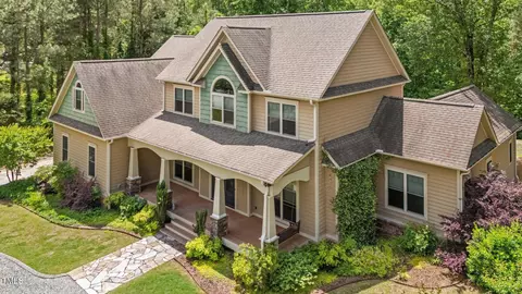 145 Vinca Dr, Carthage, NC 28327