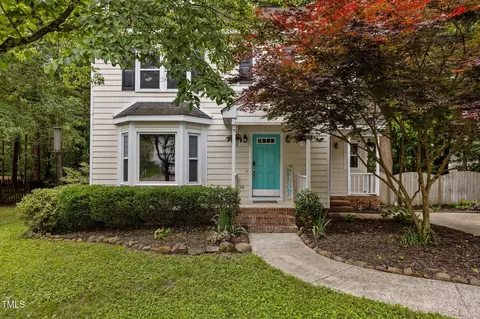 2705 Kempsford Pl, Raleigh, NC 27604