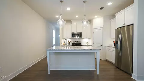 1009 Morrison Dr, Durham, NC 27703 photo 28