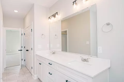 Bath - 219 Crescent Dr, Dunn, NC 28334 photo 5 of 5