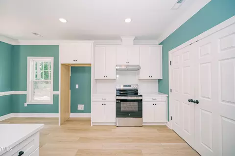 Entry Way - 219 Crescent Dr, Dunn, NC 28334 photo 1 of 2