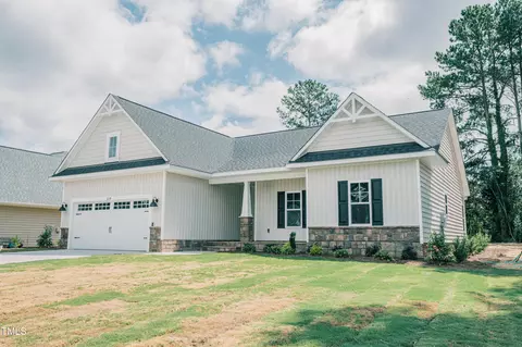 Exterior - 219 Crescent Dr, Dunn, NC 28334 photo 6 of 8