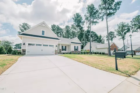Exterior - 219 Crescent Dr, Dunn, NC 28334 photo 8 of 8
