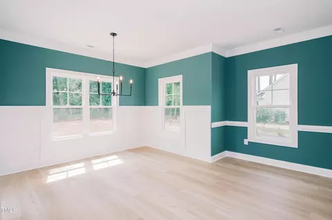 Dining - 219 Crescent Dr, Dunn, NC 28334 photo 1 of 3