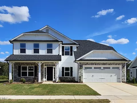 131 River Chapel Dr, Fuquay Varina, NC 27526