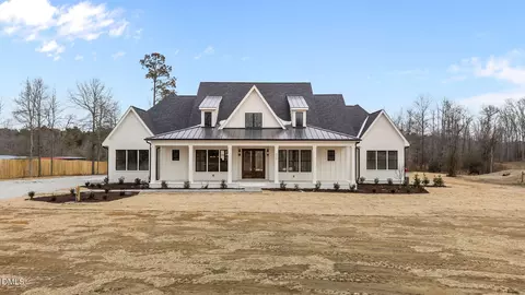 300 Westerman Pl, Smithfield, NC 27577