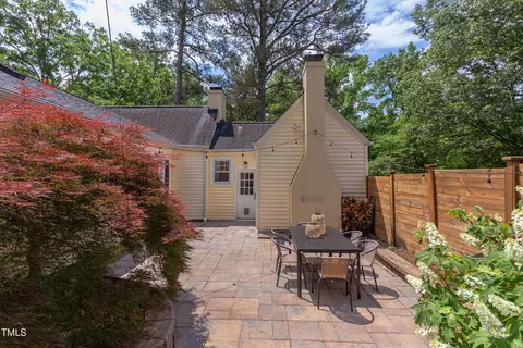 Exterior - 800 E Forest Hills Blvd, Durham, NC 27707 photo 4 of 32