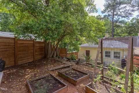 Exterior - 800 E Forest Hills Blvd, Durham, NC 27707 photo 12 of 32