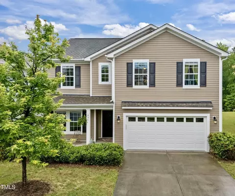 831 Poplar St, Durham, NC 27703