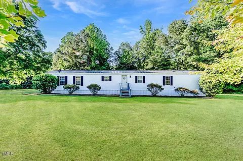 2673 Steel Bridge Rd, Sanford, NC 27330