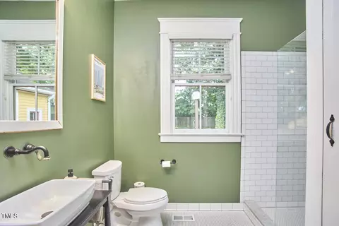 Bath - 813 Burch Ave, Durham, NC 27701 photo 3 of 7