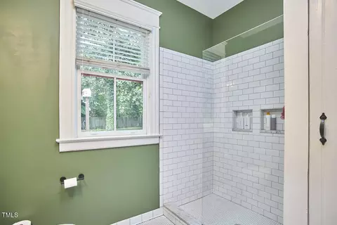 Bath - 813 Burch Ave, Durham, NC 27701 photo 4 of 7