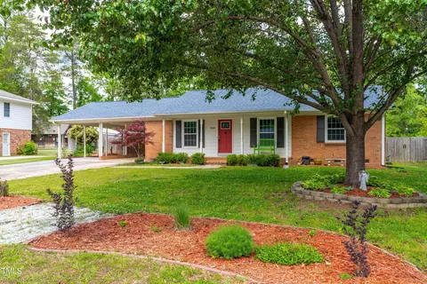 1209 Maple Ave, Apex, NC 27502