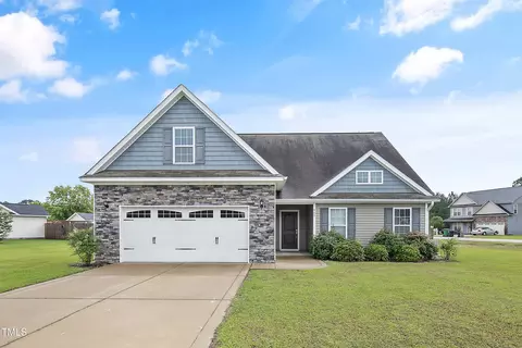 949 Raspberry Rd, Stedman, NC 28391