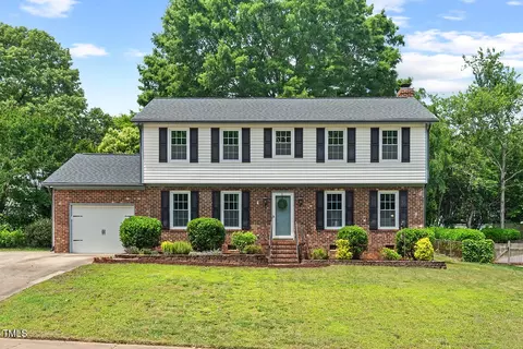 5409 Knollwood Rd, Raleigh, NC 27609