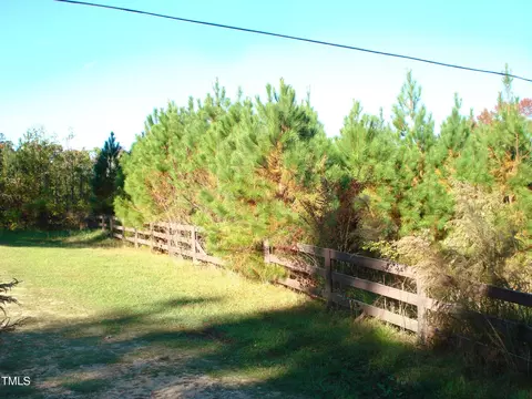 6383 Elevation Rd, Benson, NC 27504 photo 5