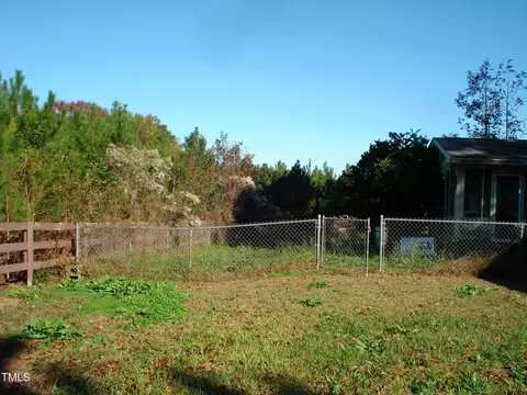 6383 Elevation Rd, Benson, NC 27504 photo 11