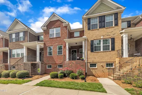 Exterior - 231 Grindstone Dr, Apex, NC 27502 photo 2 of 4