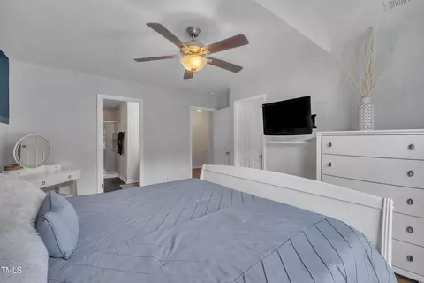 Bedroom - 231 Grindstone Dr, Apex, NC 27502 photo 2 of 8