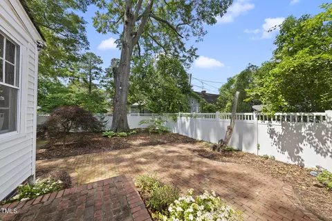406 E Lee St, Smithfield, NC 27577 photo 39