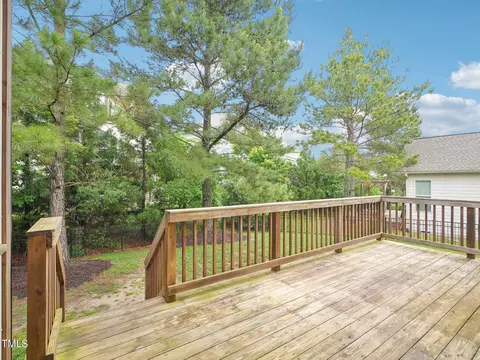 Exterior - 203 S Bend Dr, Durham, NC 27713 photo 4 of 5