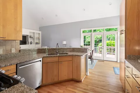 Kitchen - 601 Culpepper Ct, Durham, NC 27712 photo 2 of 4
