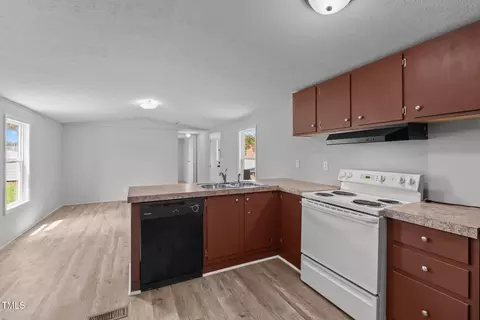 596 Lane Rd, Dunn, NC 28334 photo 8