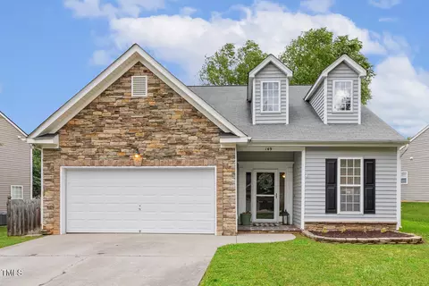 149 Hutson Ln, Clayton, NC 27527