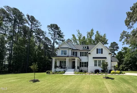 4104 Bankshire Ln, Raleigh, NC 27603