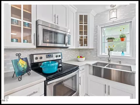Kitchen - 216 Brook Ln, Durham, NC 27712 photo 2 of 5