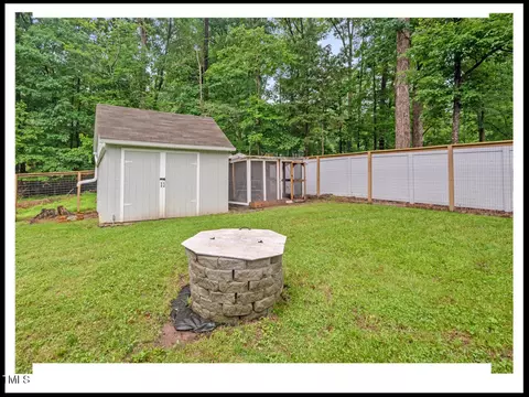Exterior - 216 Brook Ln, Durham, NC 27712 photo 10 of 20