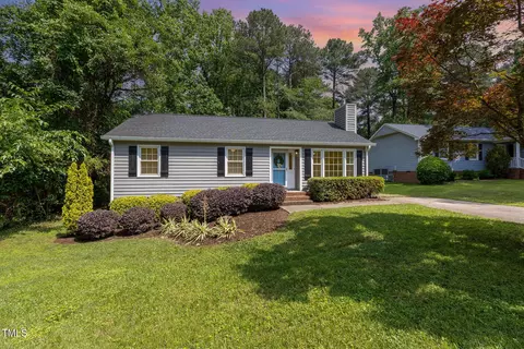 305 Burkwood Ln, Raleigh, NC 27609