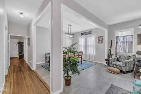 Entry Way - 1011 Burch Ave, Durham, NC 27701 photo 3 of 4