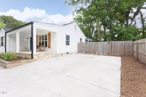 Exterior - 212 E Rockway St, Durham, NC 27704 photo 4 of 17