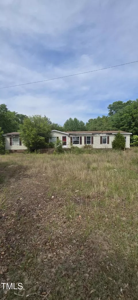 708 Ghio Rd, Hamlet, NC 28345
