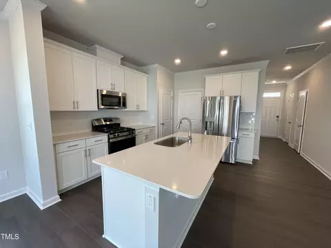 Kitchen - 239 Paramount Dr, Smithfield, NC 27577 photo 3 of 4