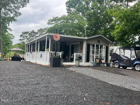 114 Spruce St, New London, NC 28127