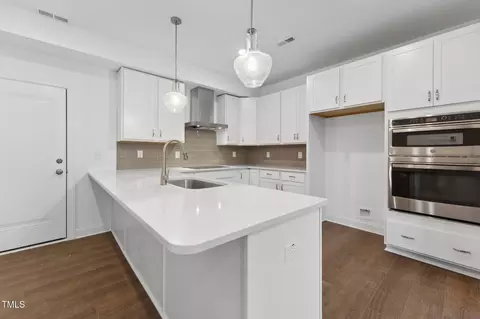 10535 Pleasant Branch Dr UNIT 101, Raleigh, NC 27614