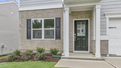Exterior - 812 Comice Pear Way, Willow Spring, NC 27592 photo 2 of 7