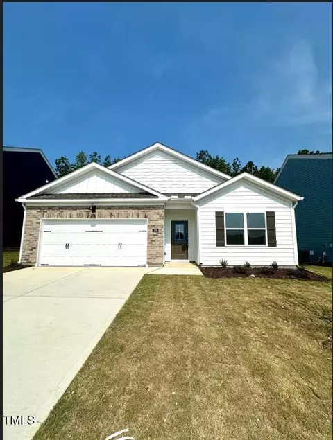 709 Comice Pear Way, Willow Springs, NC 27592