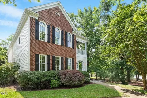405 Commons Walk Cir, Cary, NC 27519