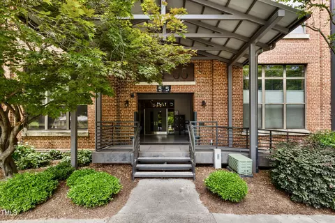 500 N Duke St #55-105, Durham, NC 27701