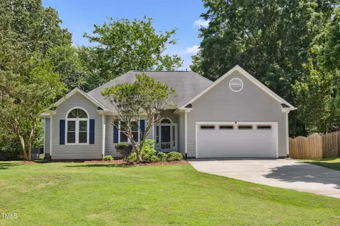 6 Danesfield Ct, Durham, NC 27707