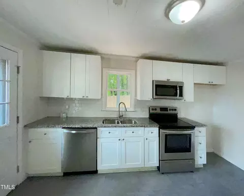 600 Cecil St, Durham, NC 27707 photo 17