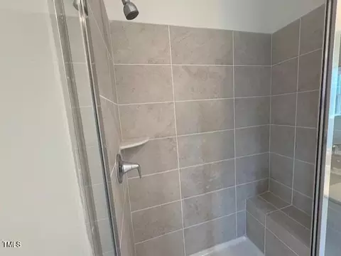 Bath - 1006 Regalia Rd #4, Durham, NC 27713 photo 1 of 2