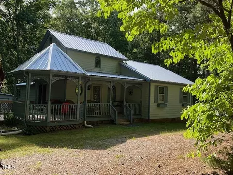 358 Pool Rock Shores Ln, Henderson, NC 27537