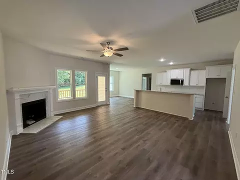322 Busterfield Ct, Benson, NC 27504 photo 7