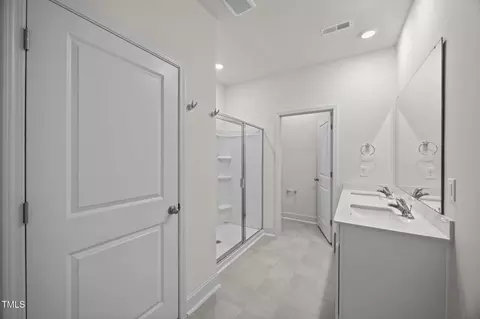 Bath - 10867 Beard Way, Bailey, NC 27807 photo 1 of 7